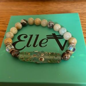 ElleV Design bracelet